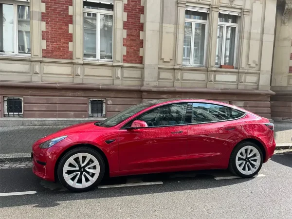 Peşinatsız Taksitli Tesla Model 3 2023 Model 0 KM