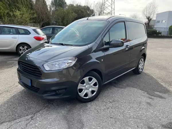 Galeriden Senetle 2018 Ford Courier 1.5 TDCi Titanium Plus 120 Ay Vadeli