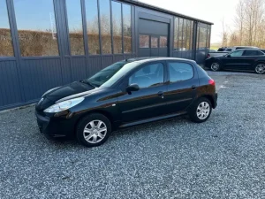 Kefilsiz Taksitle Araba 2010 Model Peugeot 206 1.4 Comfort 